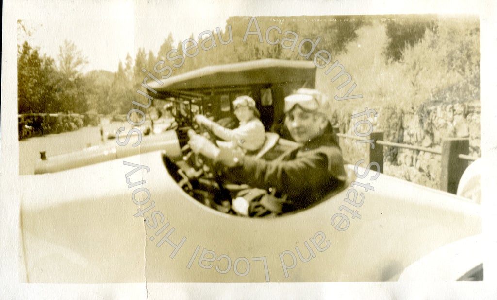 Women in automobiles at Alum Rock Park