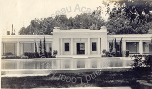 Image of Open air pool and bath house, George O. Knapp Estate, Montecito