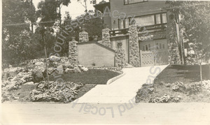 Image of Same entrance used for garage and house, Berkeley, California