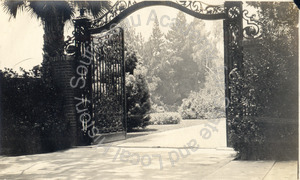 Image of Entrance, John S. Cravens Estate, Pasadena