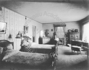 Image of Master bedroom, McMahon house