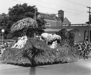 Image of Float in the Rose Parade