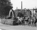 Image of The Willows float in the Rose Parade